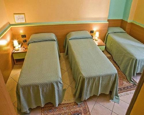 Hotel La Quercia Mozzo Ngoại thất bức ảnh
