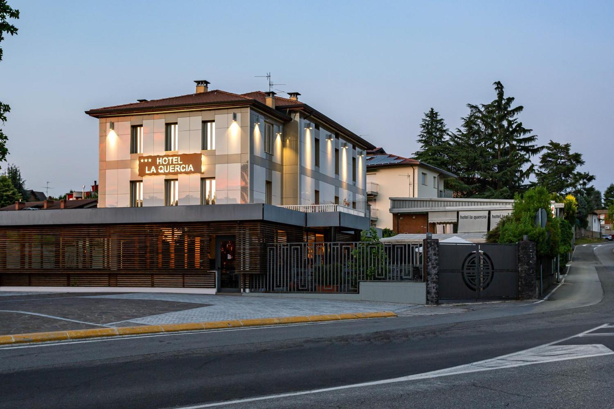 Hotel La Quercia Mozzo Ngoại thất bức ảnh