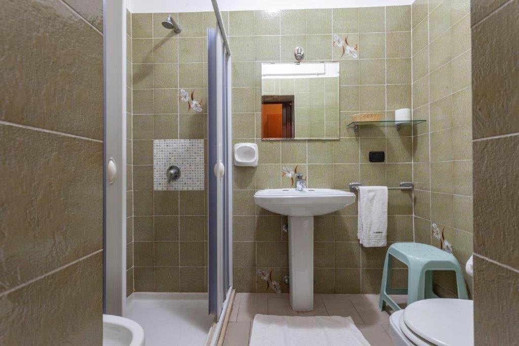 Hotel La Quercia Mozzo Ngoại thất bức ảnh